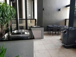 Commonwealth Towers (D3), Condominium #558060251